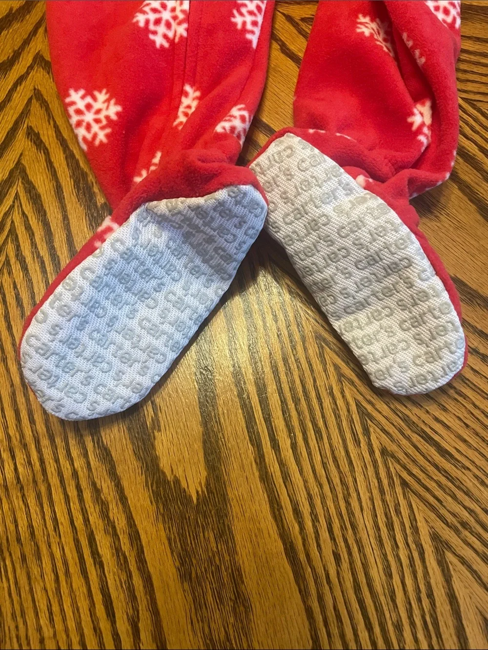 EUC 2 Infant Girl’s Carter's Christmas Sleepers Size 12 Months